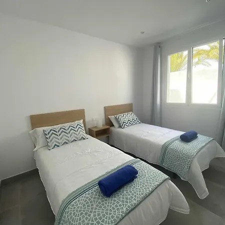 Vuelo Villa Con Piscina Y Barbacoa Para Disfrutar Puerto Calero Exterior photo